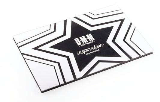 £2.99 Make Up Pro Palette (12)