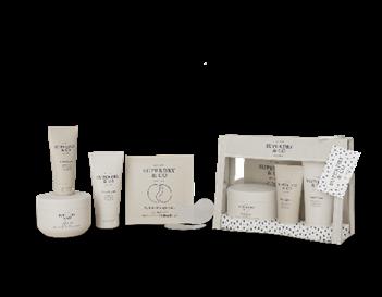 £15 SUPERDRY VANILLA CREAM FACE & BODY SET (1)