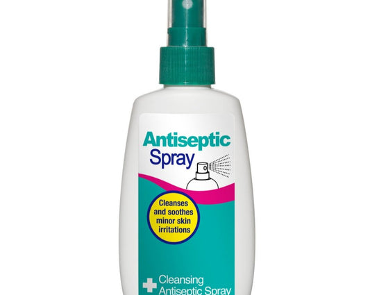 £3.25 Safe & Sound Antiseptic Spray (6)